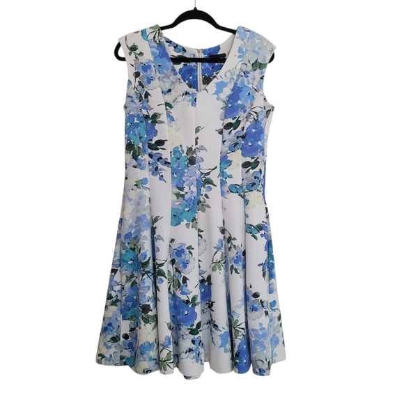 Just...Taylor Blue Floral Dress - Picture 1 of 8